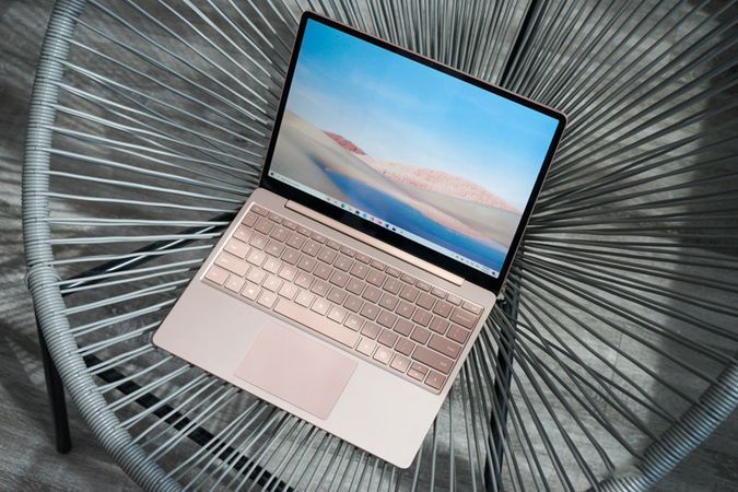 Đánh giá Surface Laptop Go: Tất tần tật về laptop đến từ Microsoft
